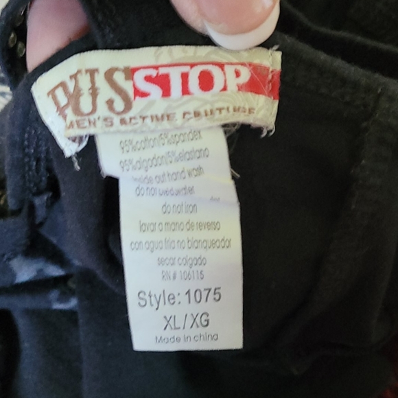 Bus Stop Brand XL but fits like a large. - Picture 5 of 6